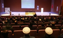 Diyarbakır'da medreselerin geleceği tartışıldı